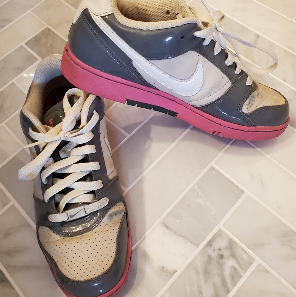 Nike air